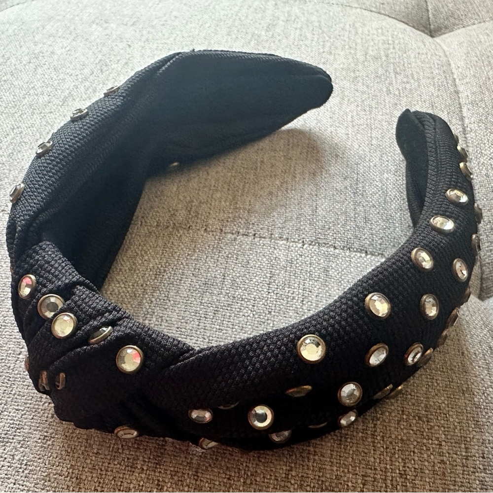 Unbranded Jeweled Knotted Headband  Crystal stones.